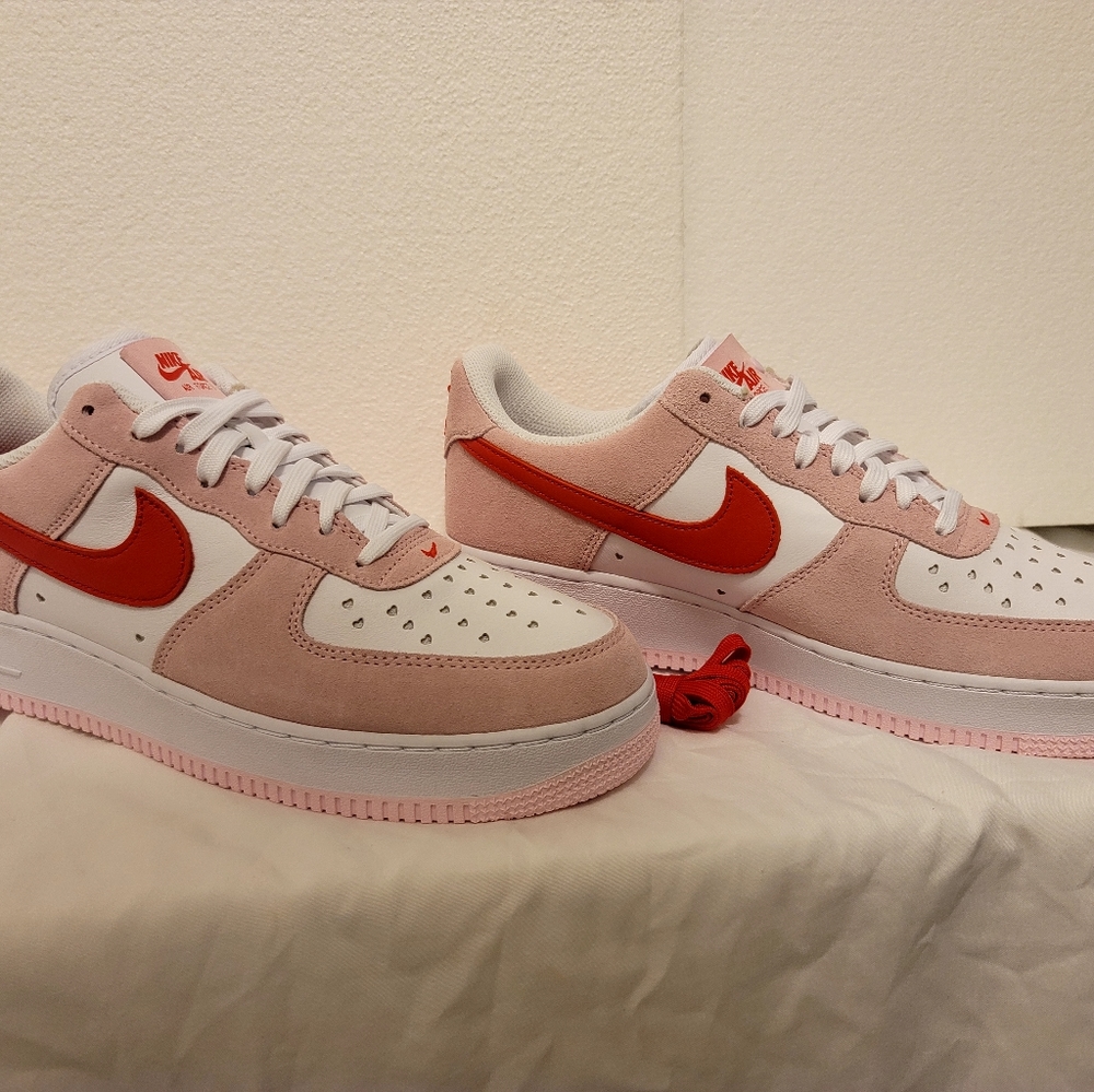 Nike Air Force 1 '07' -LOVE LETTER- Size:10.5 - Picture 11 of 15
